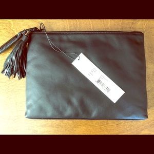 Loeffler Randall clutch